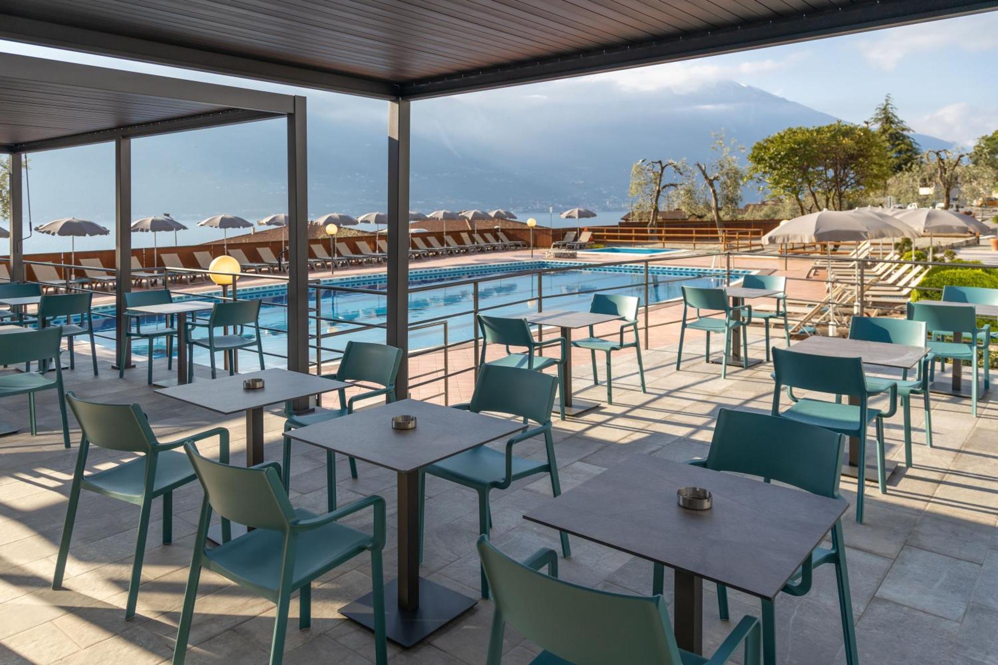Aria Life Hotel Лимоне-суль-Гарда Экстерьер фото